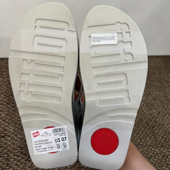 New FitFlop Lulu Glitzy Sandal US 7 - Picture 11 of 11